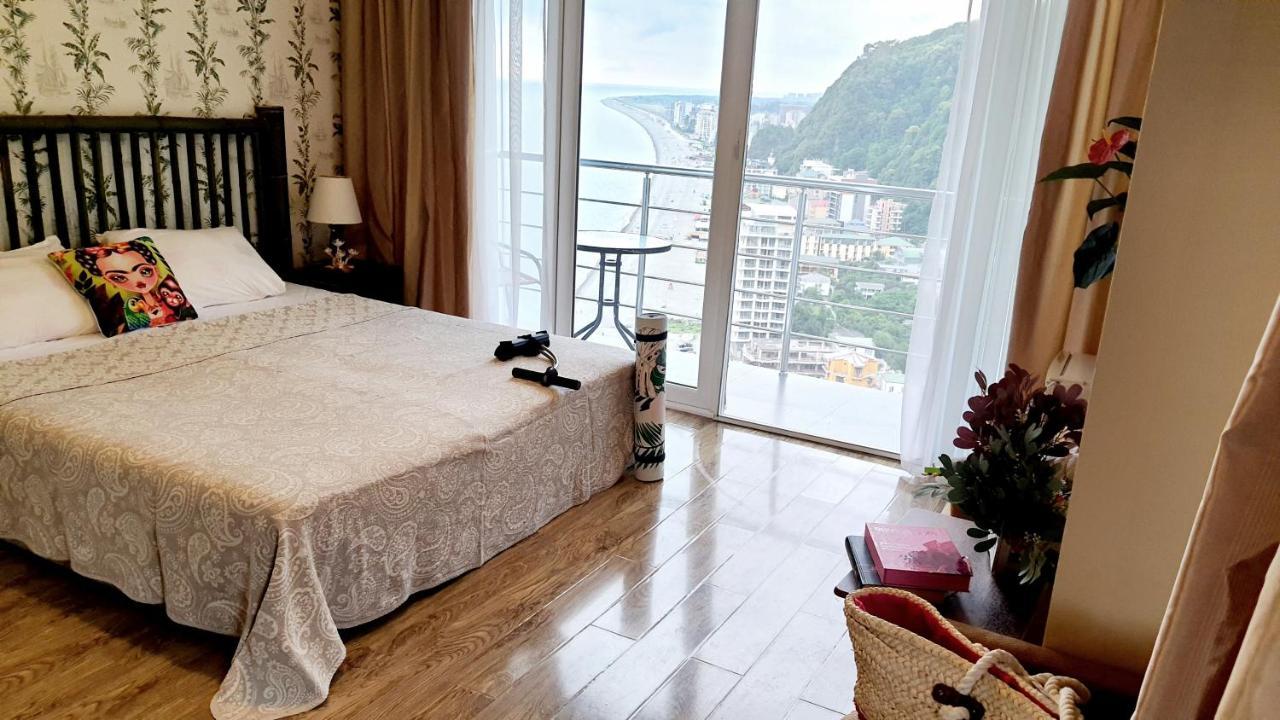Calypso Kvariati Hotel Dış mekan fotoğraf