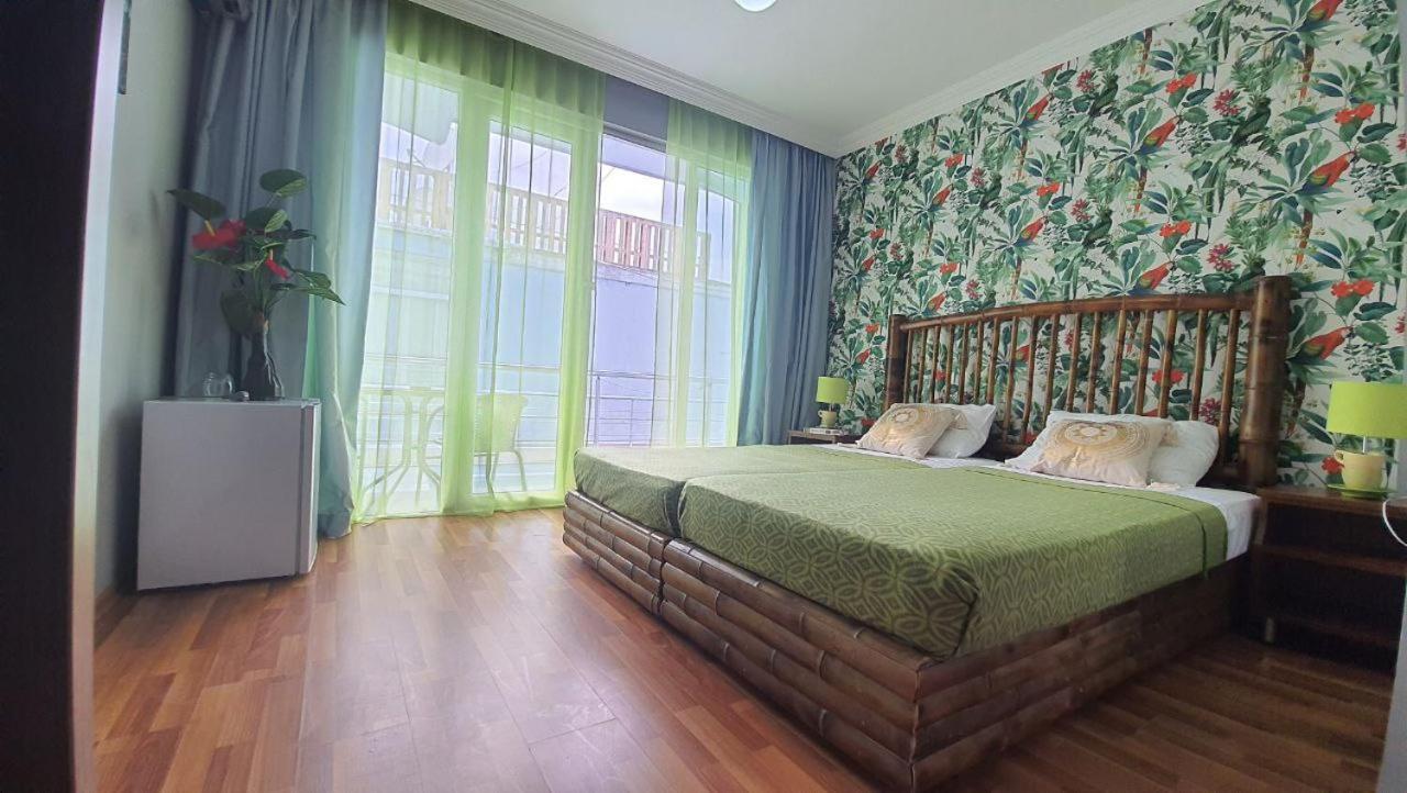 Calypso Kvariati Hotel Dış mekan fotoğraf