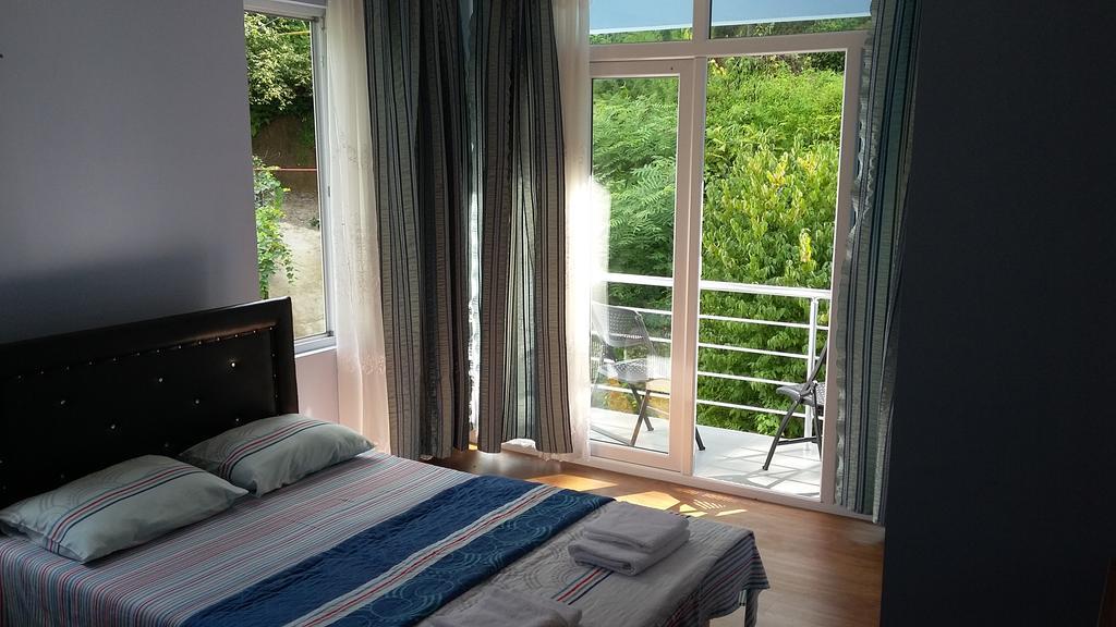 Calypso Kvariati Hotel Dış mekan fotoğraf