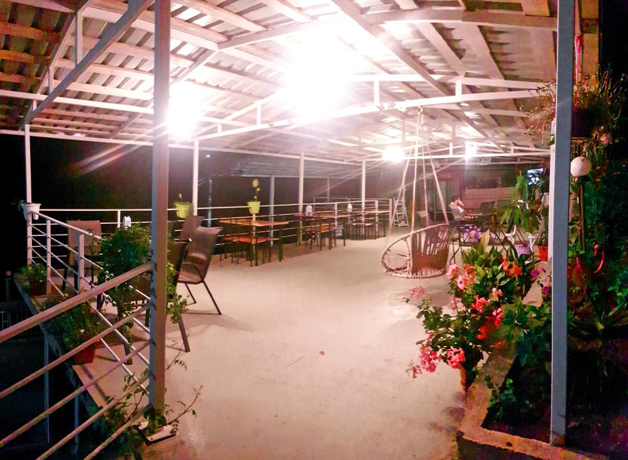 Calypso Kvariati Hotel Dış mekan fotoğraf