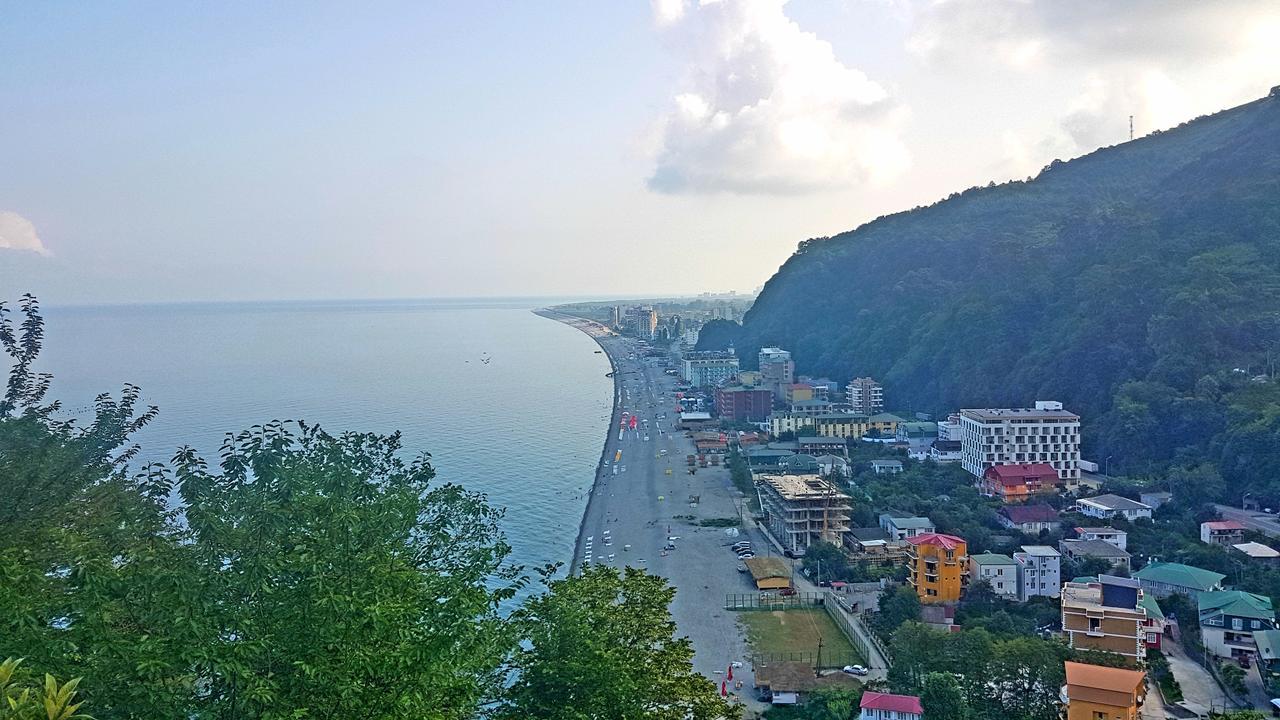 Calypso Kvariati Hotel Dış mekan fotoğraf
